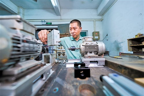 我市一批先进集体和先进个人获全国 省五一劳动奖表彰 奏响劳动光荣最强音 展现新时代劳模风采
